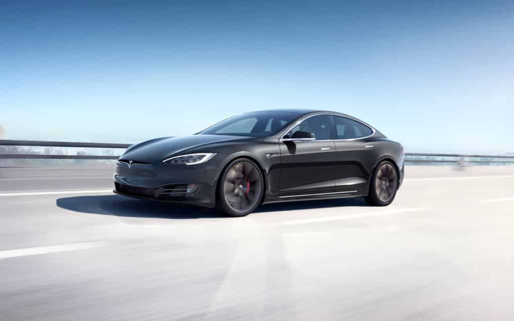 Chauffeur privé en Tesla Modèle S