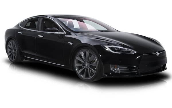 Tesla Modèle S noir avec VTC à Lyon